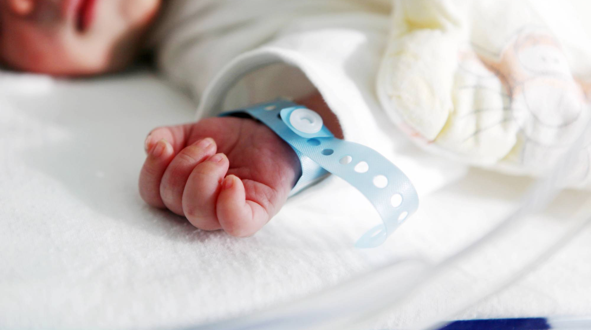 In the Rivne region, a child fell into a coma immediately after birth and died: the parents blame the doctors