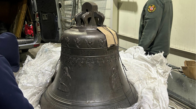 Контрабандист намагався вивезти церковний дзвін Петра Могили на прохання патріарха Кирила