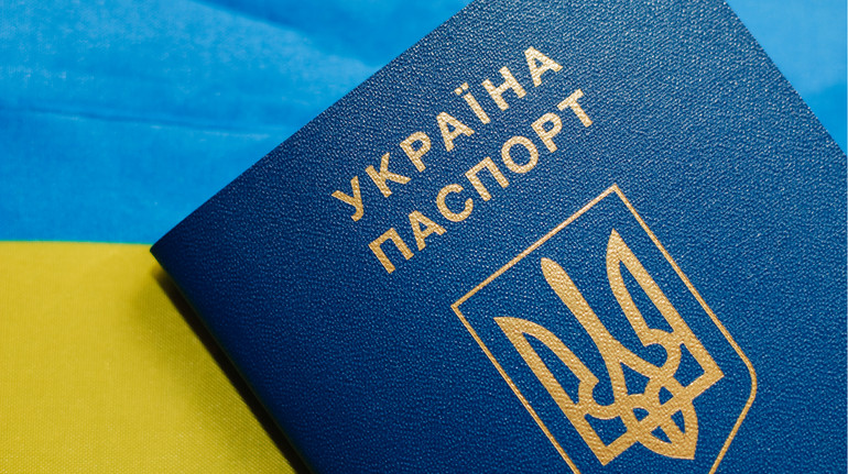Як отримати громадянство України? Пояснює експертка