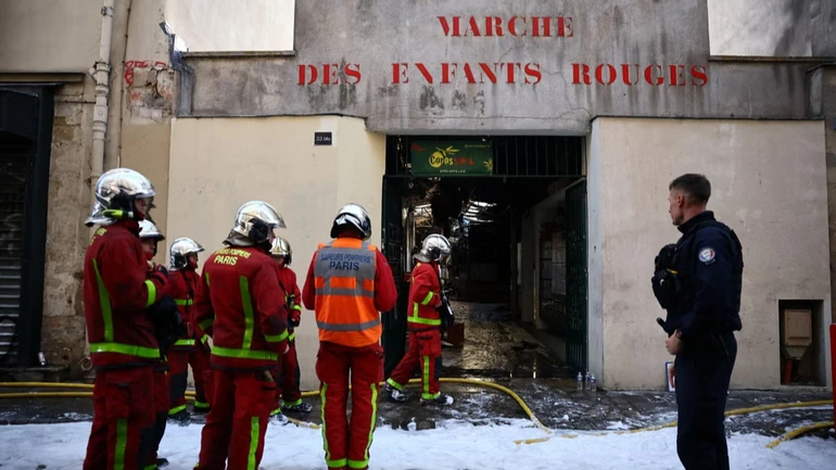 У Парижі вщент згорів найстаріший ринок Marché des Enfants Rouges