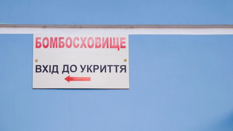Хто може користуватися укриттями шкіл і садочків? У МВС пояснили нові норми