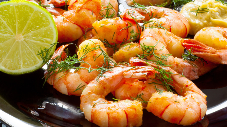 Чому варто додати креветки до свого раціону? Пояснює дієтологиня