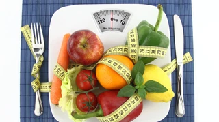 Різноманітність чи рутина? Вчені з’ясували, який підхід до харчування допомагає худнути ефективніше