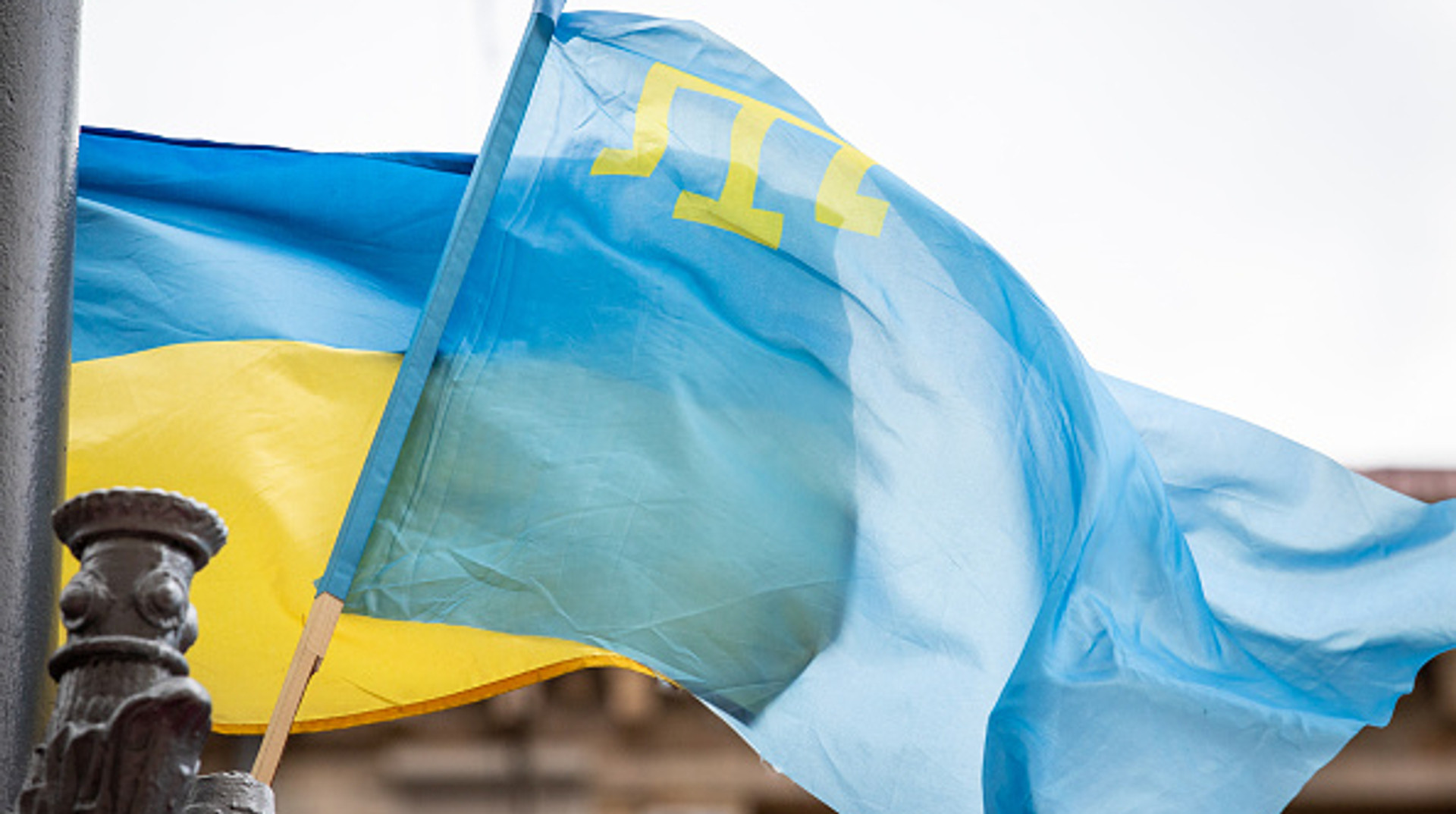 Тризубець часів ханства. Що ви знаєте про прапор кримських татар і його символізм? ТЕСТ