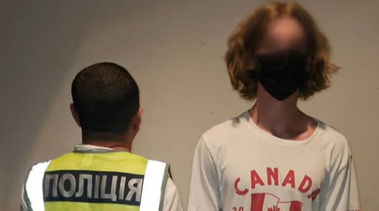 На велосипеді по ескалатору: за трюк у метро 22-річному киянину загрожує штраф