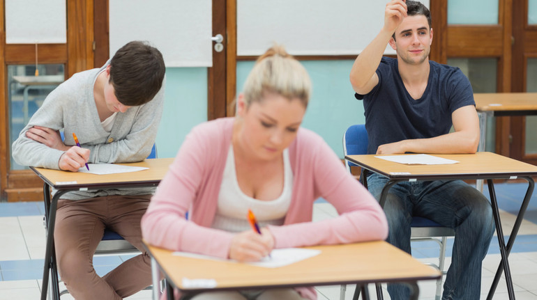 Вступна кампанія-2026: Рада скасувала ДПА та визначила формат НМТ на наступний рік