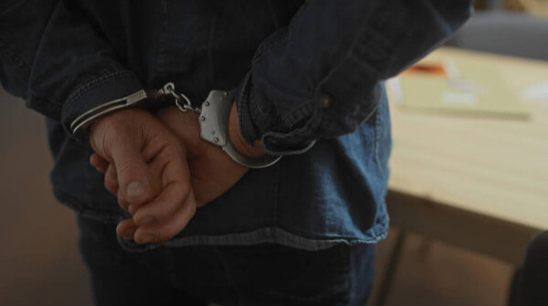 Ґвалтував власну онуку: на Київщині 57-річному чоловіку присудили 15 років тюрми