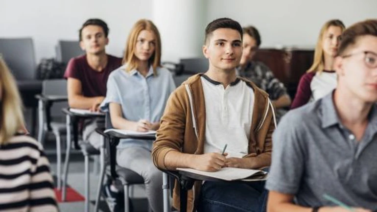 Де навчатися після 9 класу? Оновлена мапа академічних ліцеїв, які діятимуть з 2027 року