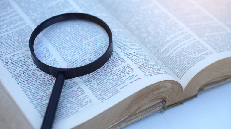 До Кембриджського словника увійшли три слова, популярні серед користувачів TikTok