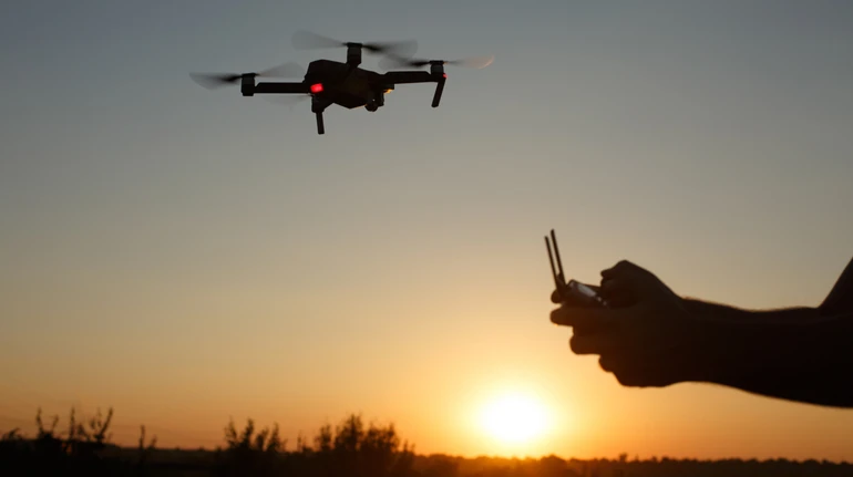 У Росії школярів навчають керувати бойовими дронами: інструктори – окупанти, які воювали проти України