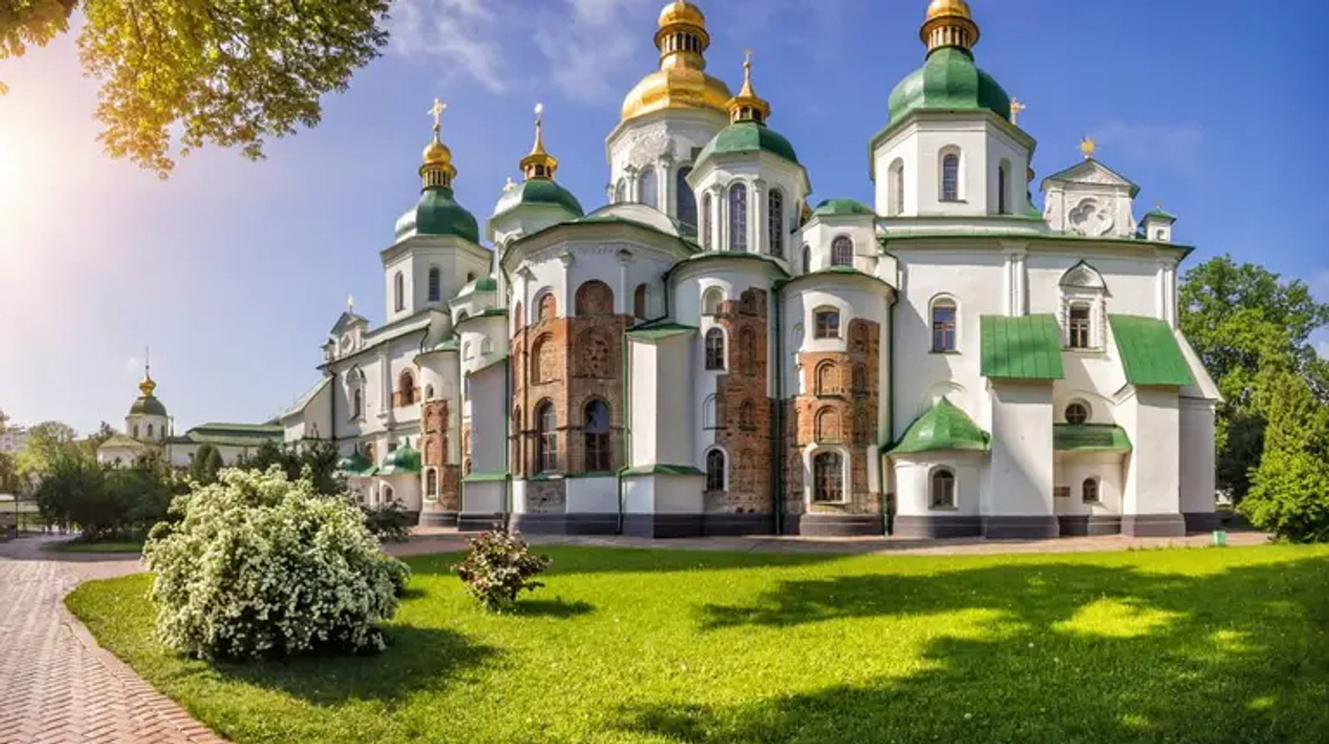 Змішані почуття. Коментар щодо закидів до Софії Київської і Лаврського заповідника