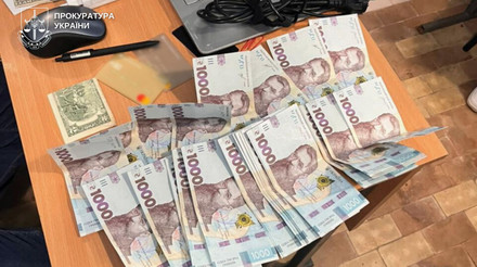 Продавали сертифікати про володіння українською: на Дніпропетровщині викрили злочинну схему