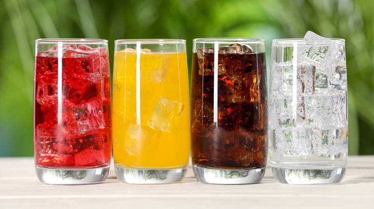 Полюбляєте дієтичні газованки? Що каже наука про переваги й шкоду від таких напоїв