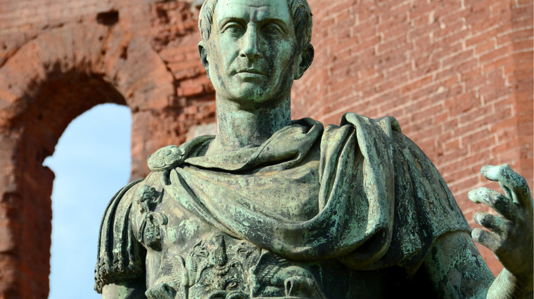 В Австралії 140 учнів звільнили від іспиту через помилку вчителів: вони вчили не того імператора