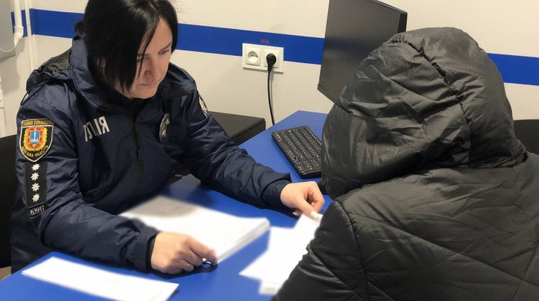 На Одещині експрацівниця реабцентру побила 6-річного хлопчика: їй вручили підозру в катуванні