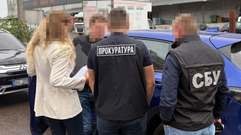 Вдвічі завищив вартість ремонту пошкодженої обстрілом школи: у Львові брат депутата отримав підозру