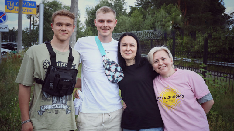 Тітка вивезла до РФ, поки старший брат був у війську: в Україну повернули 16-річного хлопця
