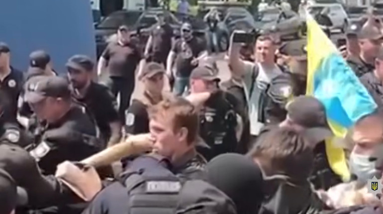На Київпрайді між військовим і поліцейським розгорівся конфлікт: відкрито кримінальне провадження