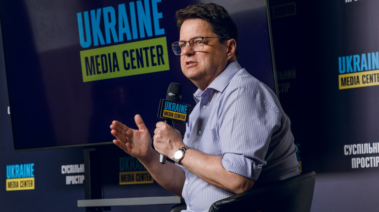 Чи дійсно абітурієнти масово виїжджають за кордон? Винницький підбив підсумки вступної кампанії-2025