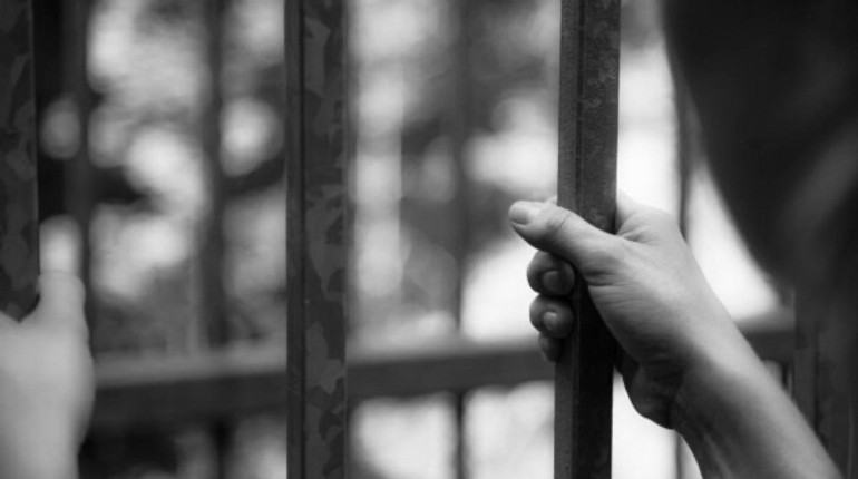 Били, роздягали, виводили на сніг: 4 історії жінок про катування у російському полоні