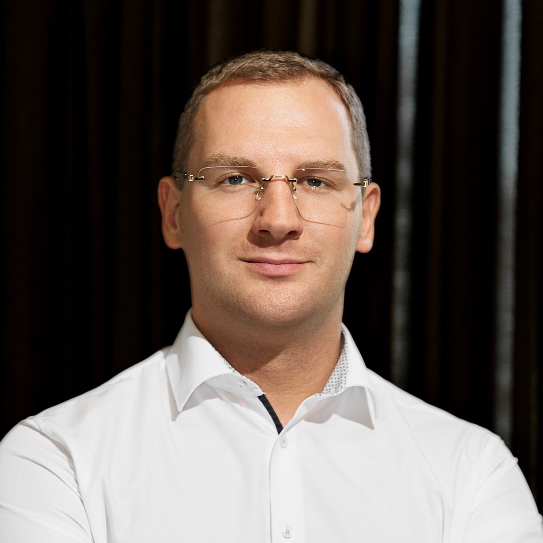 Антон Смірнов