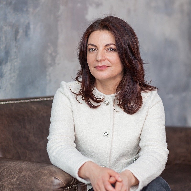 Олена Полнарьова