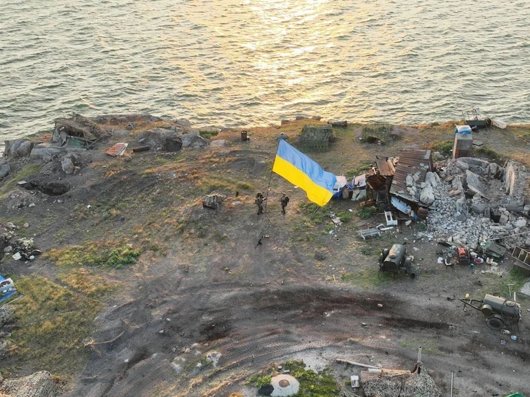Острів Зміїний, звільнений від окупантів