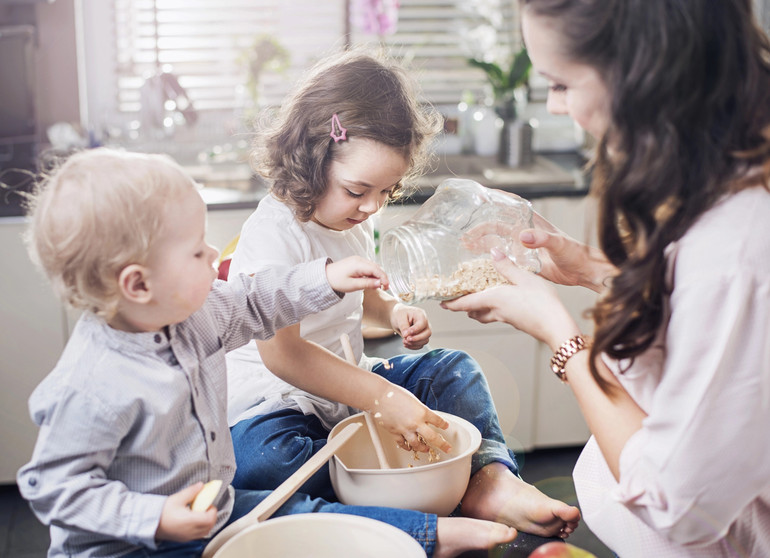Кажуть, що середні діти часто почуваються загубленими. Таке явище, зазначає Гольцберг, справді існує, але спостерігається далеко не у всіх діток, які мають старших чи молодших братів і сестер.