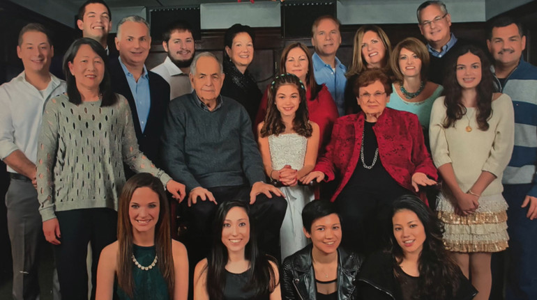Rudzhirelllo's family
