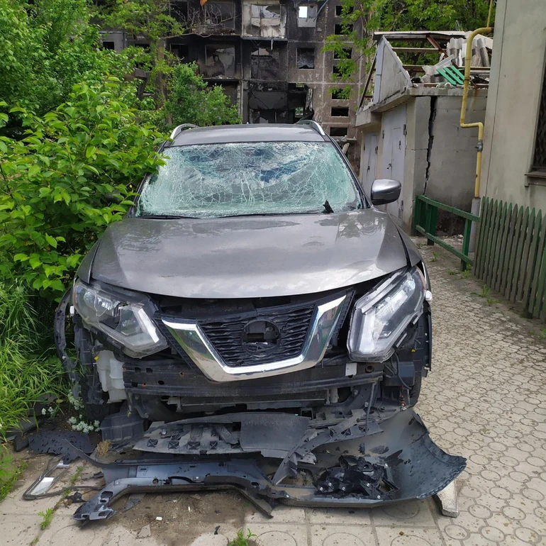 Машина Олесі, біля якої її поранило