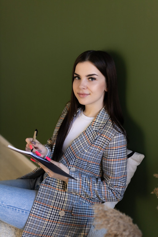 Для себе обрала саме такий заклад, бо їй легше знаходити спільну мову з підлітками