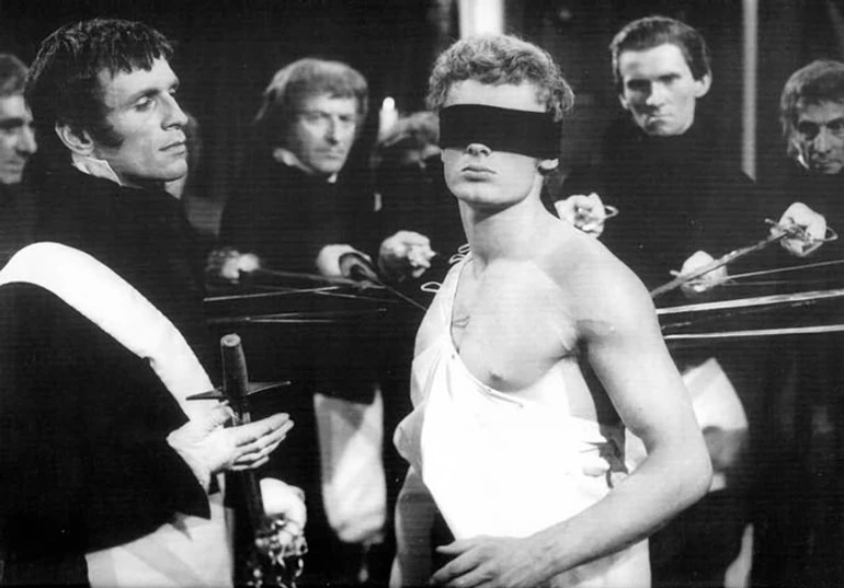 Чорно-білий Попіл (1965) за однойменним романом Стефана Жеромського