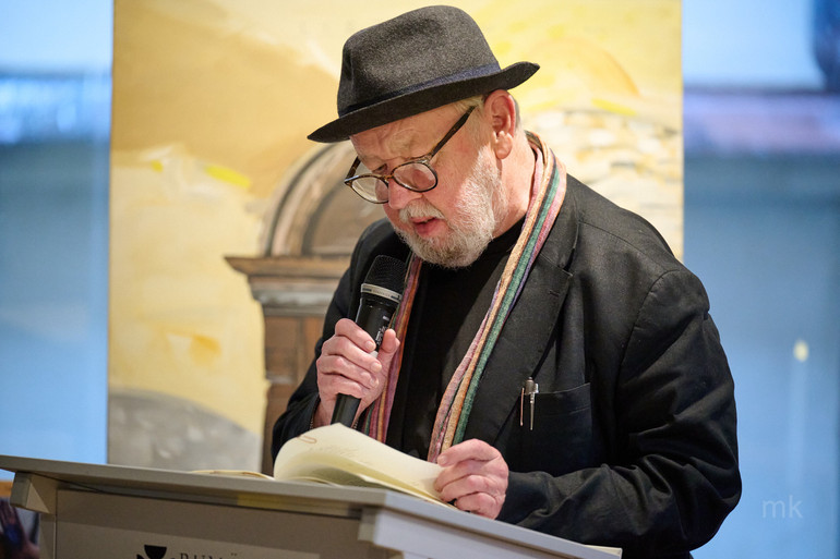 Поетичні читання віршів, присвячених Україні, у Швеції