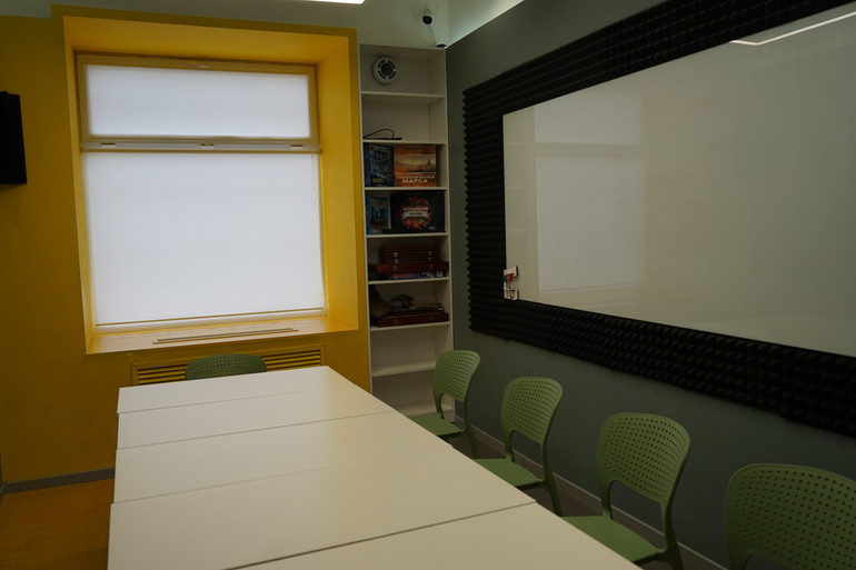 Творча студія може змінюватися залежно від заходів, які там проводитимуть