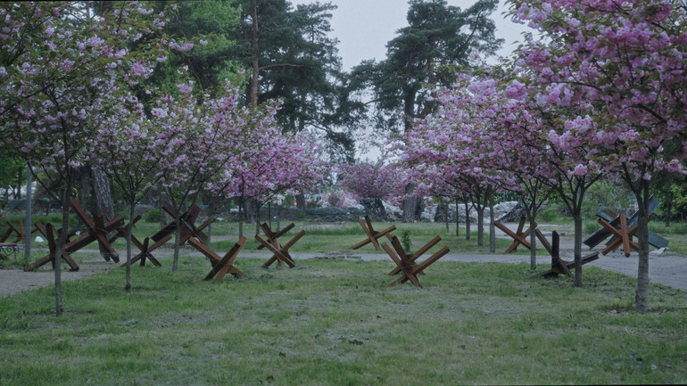 The tape is a two -hour excursion into the transformation of the Ukrainian person in a full -scale war.