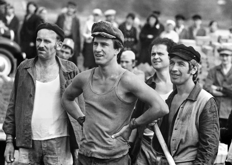 Кадр з фільму Людина з мармуру Анджея Вайди