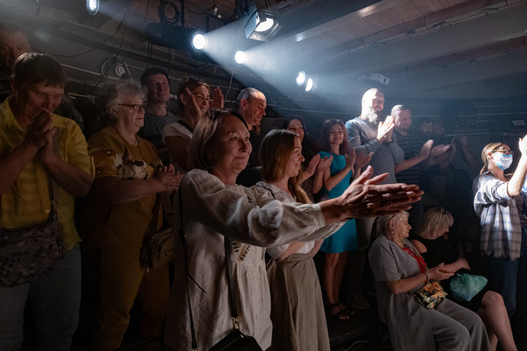 Глядачам неважливо, які будуть вистави, важливий сам факт роботи театрів