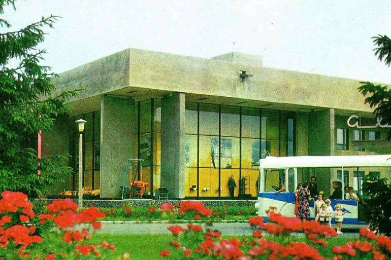 Архівне фото павільйону №13 ВДНГ