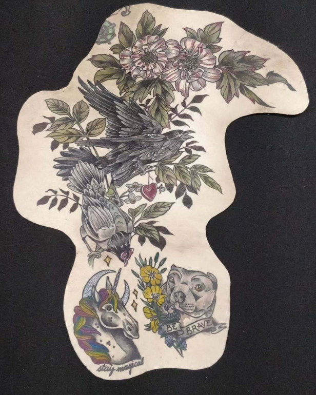 Фрагмент шкіри померлого із татуюванням