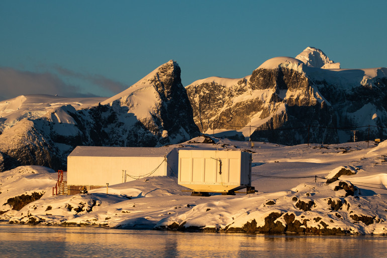 Павільйони геомагнітної обсерваторії