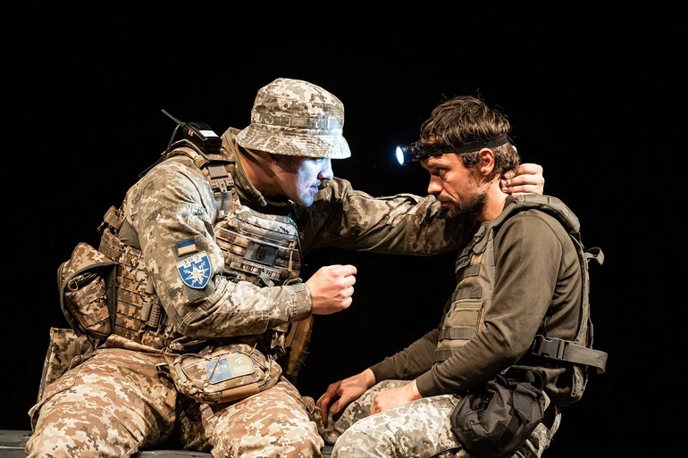 Показ вистави Військова мама Аліни Сарнацької у Києві