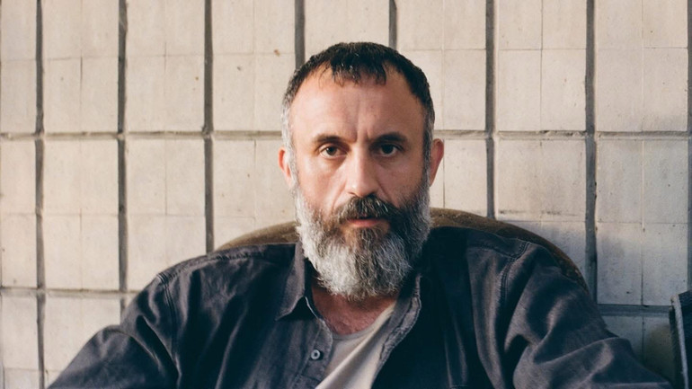 Олександр Яценюк в ролі мисливця.