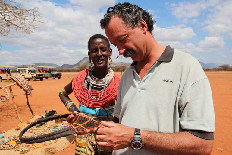 П’єр працював у всіх куточках земної кулі