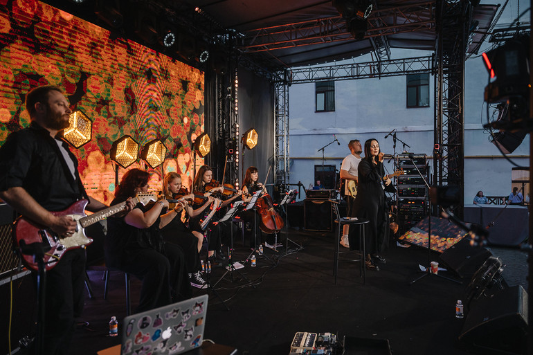 Гурт Крихітка виступив у перший день фестивалю