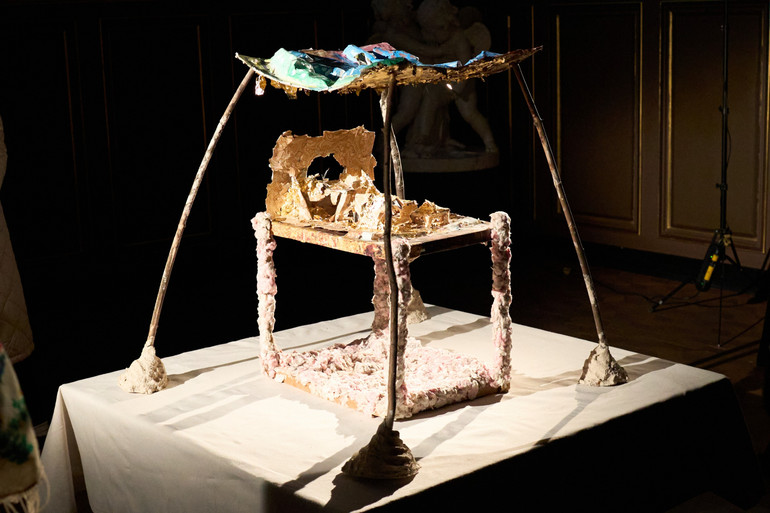 Макет світобудови Анни Сапон