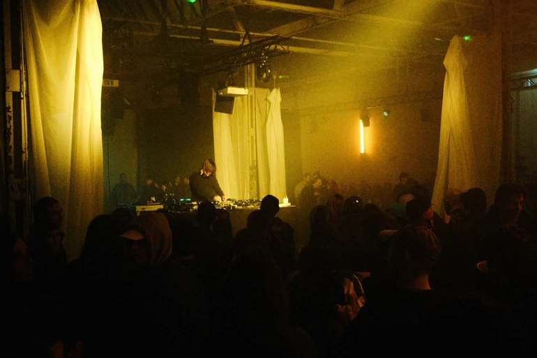 Вечірка Kontext x Closer, Torus live by Ivan Diachenko