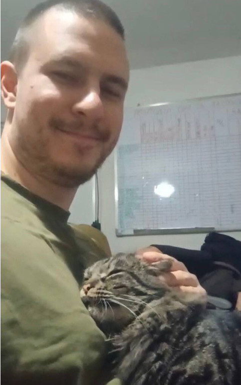 Богдан із котом