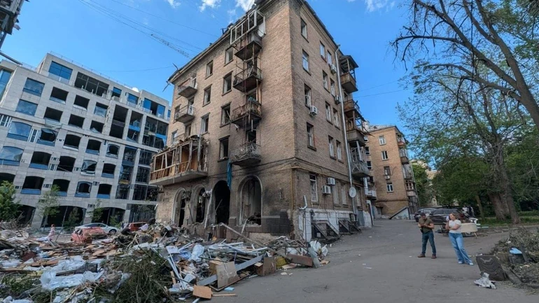 Пошкоджений будинок на Зоологічній