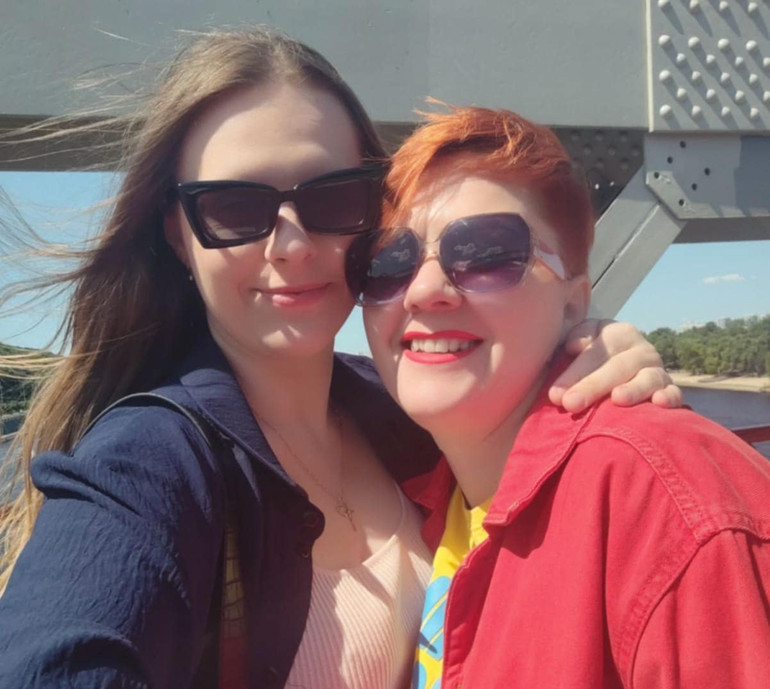 Олена Ревенко з мамою Катериною Коваль