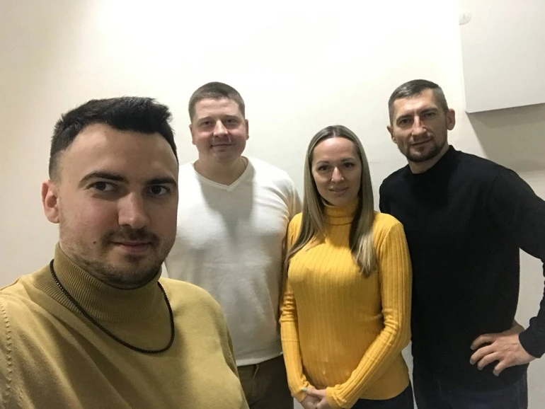 Євген з колегами Владиславом Бобруном, Альоною Грамовою та Олександром Количевим